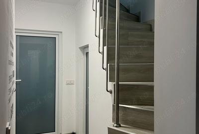 Apartament cu 3 camere decomandat în Central - 6