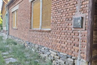 Casă cu 6 camere în Ciuchici - 1