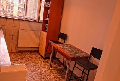 Inchiriez ap 2 camere Titan loc de parcare inclus . - 4