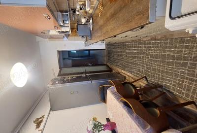 Apartament decomandat de vanzare - 2