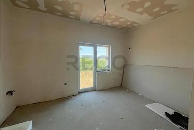 Casă cu 4 camere cu Teren 500 Mp în Sânmartin - 5