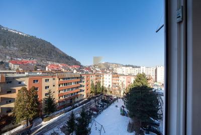 Apartament 3 camere, vedere superbă, Răcădău, str. Carpenului - 10