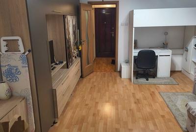 Garsonieră semidecomandată, mobilată în Titan - 3