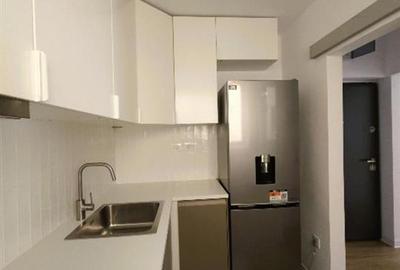 Apartament cu 2 camere semidecomandat, mobilat în Central