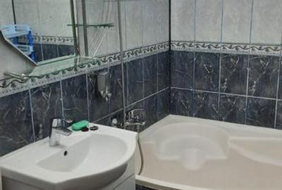 Apartament cu 4 camere decomandat în Central - 8