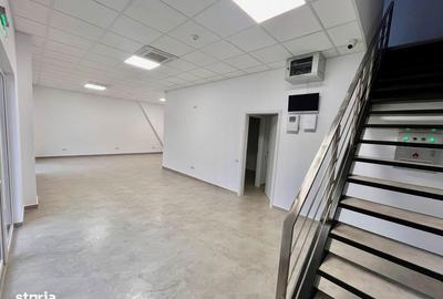 Spațiu comercial, de 570 mp, în Central - 4