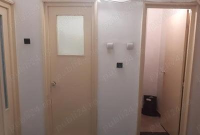 Garsonieră decomandată în Barieră - 20