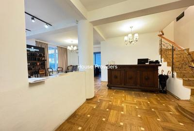 Casă cu 8 camere cu Teren 350 Mp în Herăstrău - 2