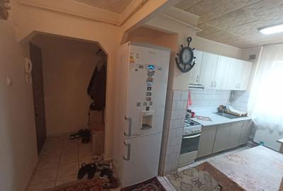 Apartament cu 3 camere decomandat în Central - 8