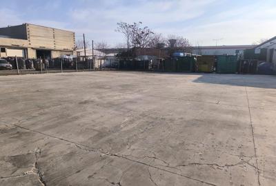 Teren construcție, în Est - 1