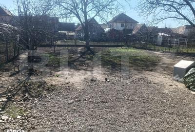 Casă cu 2 camere cu Teren 854 Mp în Central - 7