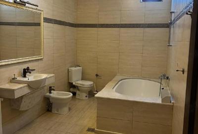 Casă cu 6 camere cu Teren 200 Mp în Tomis II - 6