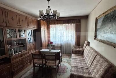 Apartament cu 3 camere decomandat, mobilat în Rădăuți