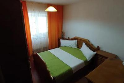 Apartament 3 camere  de vanzare  zona E3 - 3