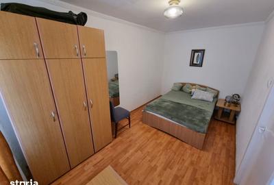 Apartament cu 3 camere, mobilat în Tomis Nord