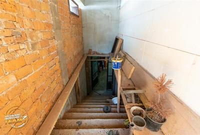 Casa cu spatiu comercial recomandat: locuinta si afacere! - 23