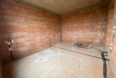 Casă cu 3 camere cu Teren 320 Mp în Urseni - 6