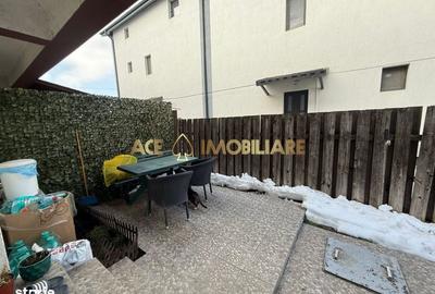 Casă cu 4 camere în Roșu - 1