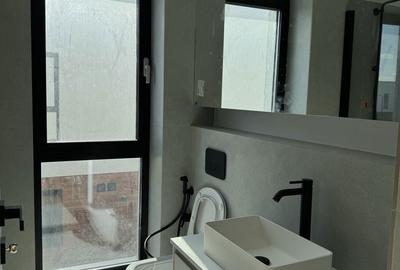 Casă cu 4 camere în Est - 1