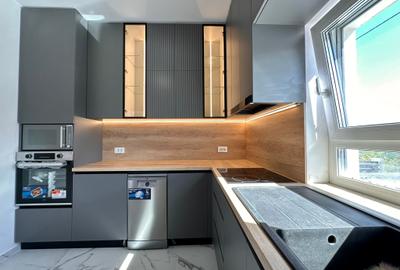 Apartament cu 3 camere decomandat în Bucium - 2