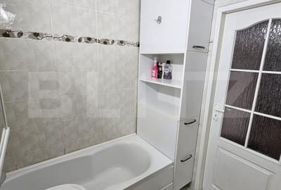 Apartament cu 2 camere si dressing, decomandat , 70 mp, la cheie - 12