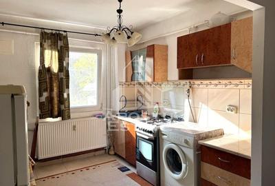 Apartament cu 3 camere, semidecomandat, zona Circumvalatiunii - 5