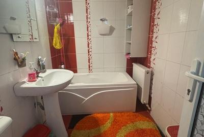 Apartament cu 3 camere în Uiești - 20