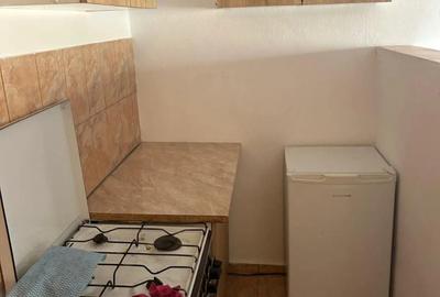 Inchiriez garsoniera zona UMT - 5
