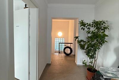 Casă cu 7 camere cu Canalizare în Copou - 5