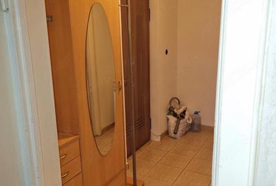 Apartament cu 2 camere decomandat în Badea Cârțan - 3