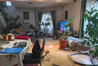 Casă în 22 Decembrie