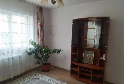 Apartament cu 3 camere decomandat în Central - 2