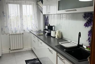 Apartament cu 3 camere decomandat în Central - 4