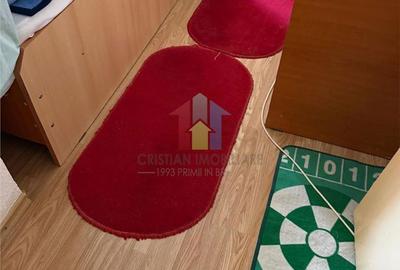 Apartament cu 2 camere decomandat în Obor