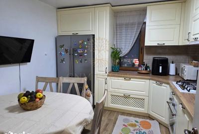 Apartament cu 4 camere decomandat, mobilat în Drumul Taberei - 3