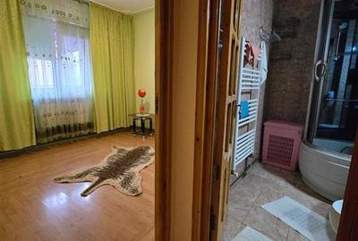 Apartament cu 3 camere semidecomandat în Mircea cel Bătrân - 4
