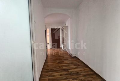 Apartament cu 3 camere decomandat în Micro 16 - 11
