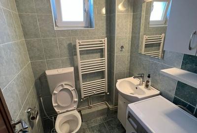 Apartament cu 3 camere decomandat în 22 Decembrie 1989 - 2