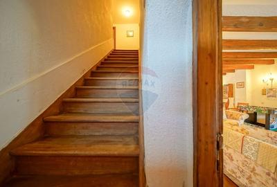 Casă cu 16 camere cu Teren 1368 Mp în Timișu de Sus - 38