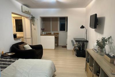 Garsonieră decomandată, mobilată în Dristor - 1