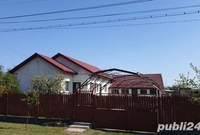 Casă cu 5 camere cu Teren 1784 Mp în Merei - 1