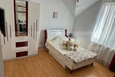 Casa P+1 de vanzare, cu 4 camere, 180 mp, zona Micro 2 - 9