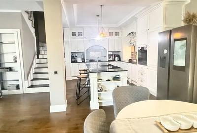 Duplex de vanzare de 4 camere, 120mp, 4 parcari, Grigorescu Donath Park