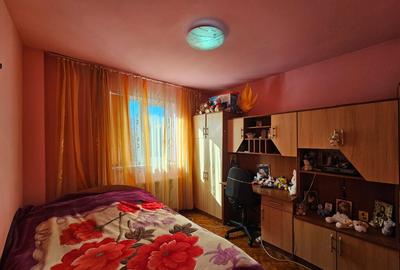 Apartament 2 camere,etaj 2 zona Dacia - 10