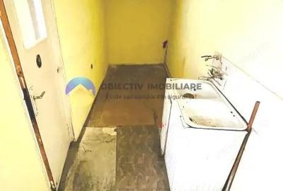 Garsonieră semidecomandată în Central - 1