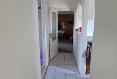 Apartament cu 3 camere decomandat în Micro 16 - 6