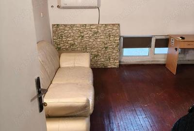 Garsonieră decomandată în Micul Dallas - 3