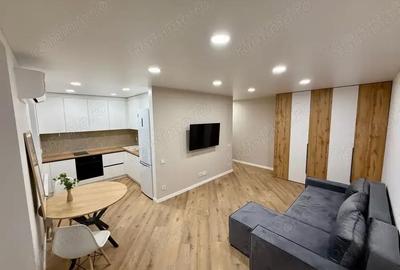 Garsonieră decomandată în Romană