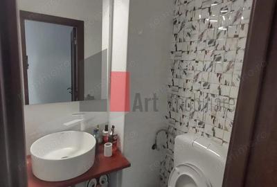 Vanzare apartament decomandat 4 camere Bd. Obregia - Pasajul Europa Unita - 13
