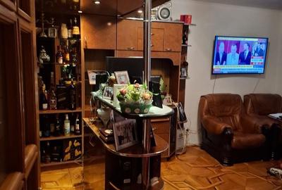 Apartament cu 3 camere decomandat în Central - 8